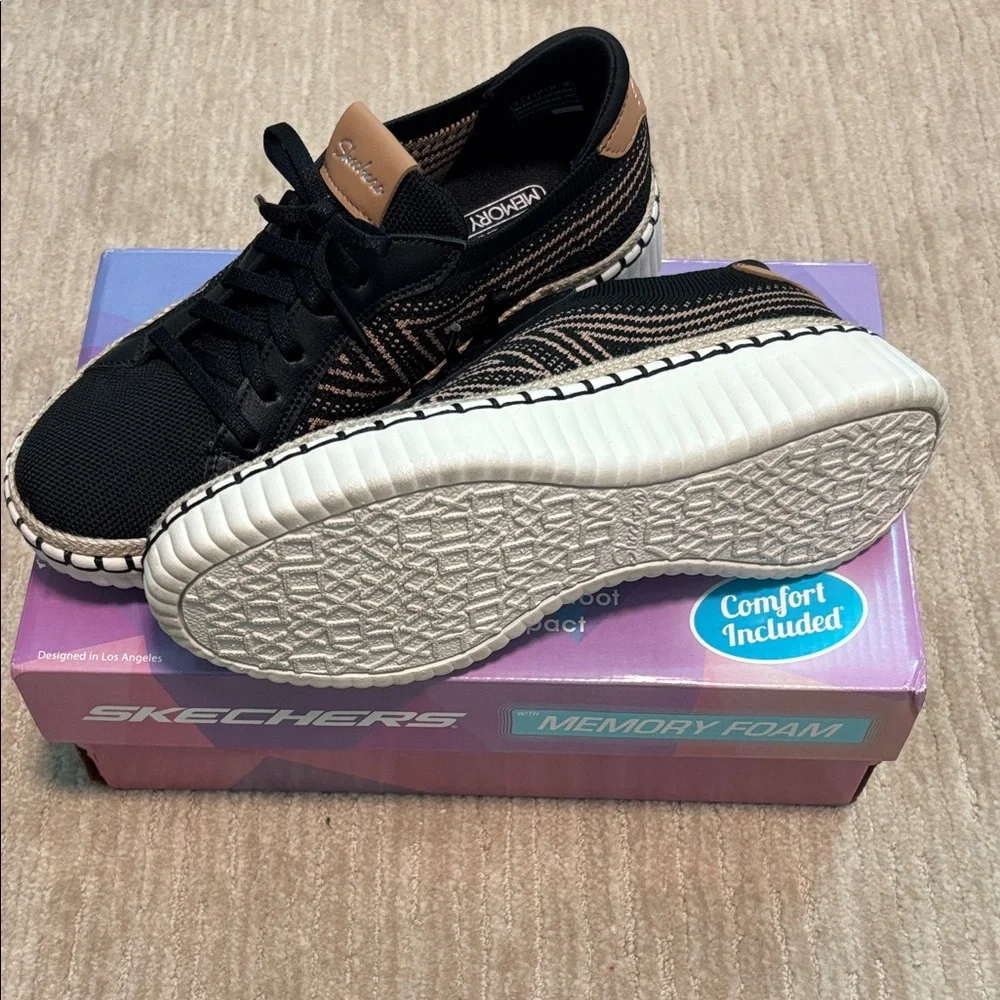 Skechers Black and Tan Knit Casual Lace-Up Sneakers - Picture 2 of 5